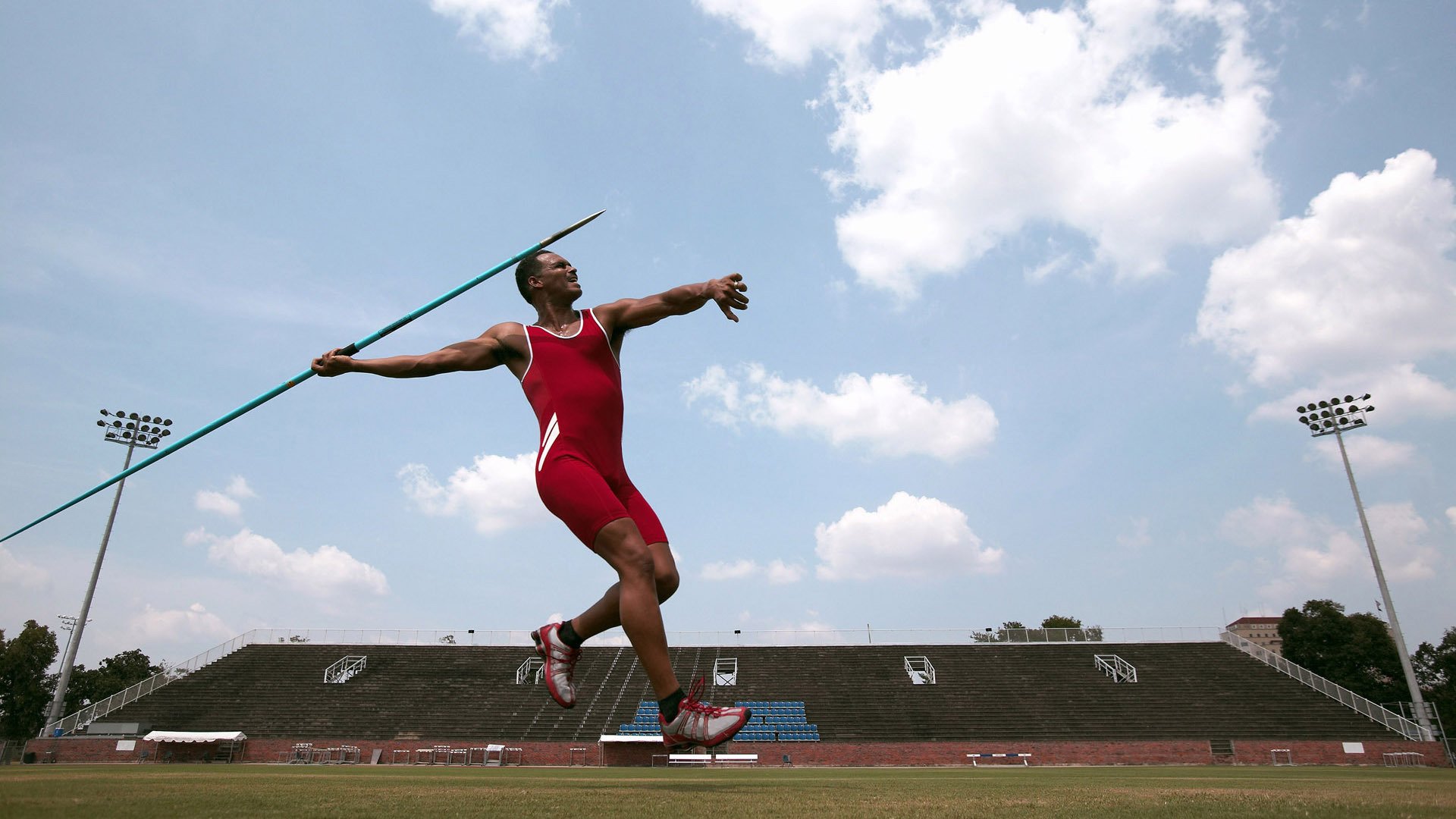 JDG开启职业选手专项康复计划