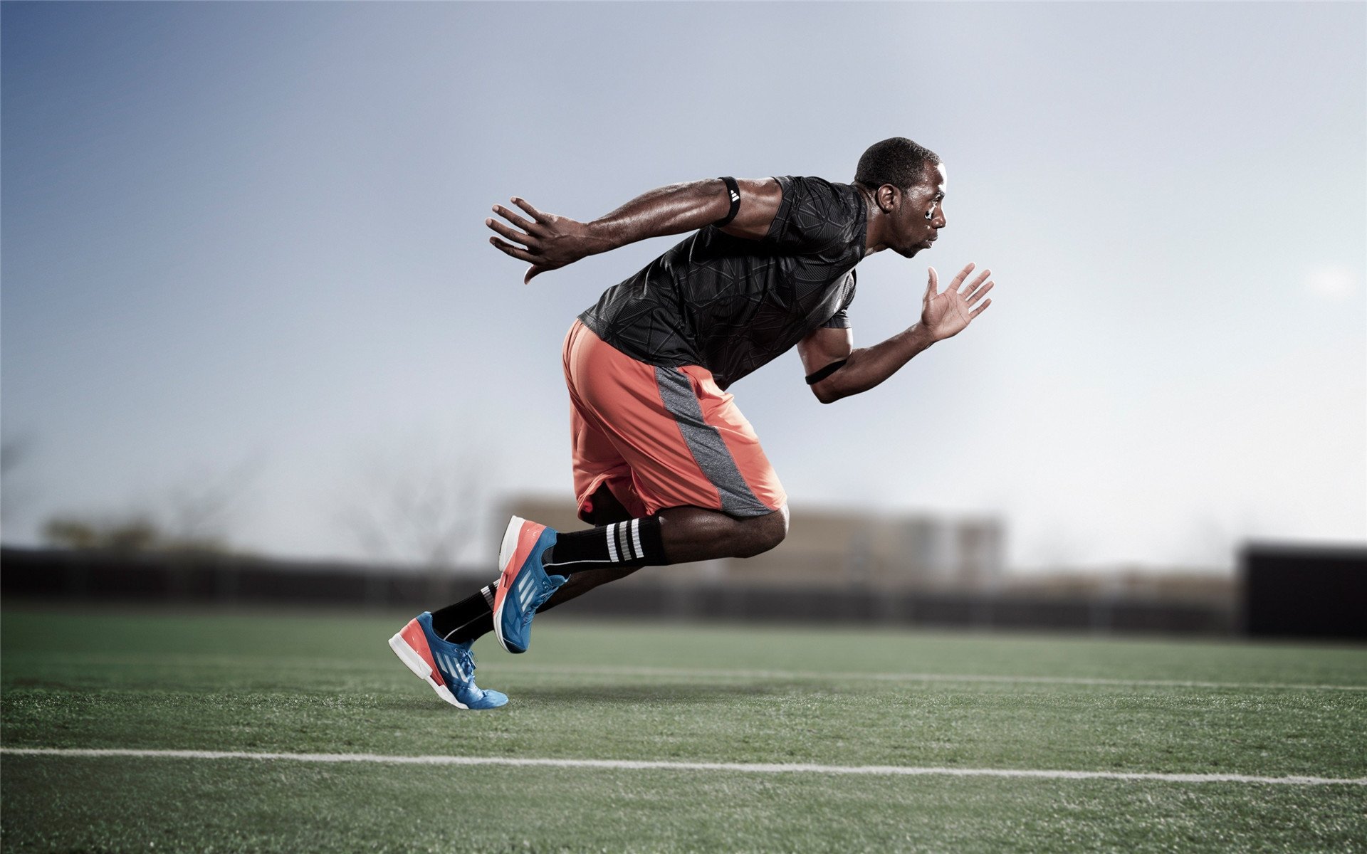 “豪车极速：性能与美学的极致表现”，豪车欣赏